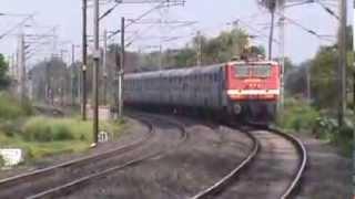 Ultra fresh looking WAP-4 with Ranchi Intercity (via Dhanbad) races past Balarambati!!!