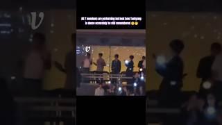 Taehyung still remembered the choreo even members also dancing#v #taehyung