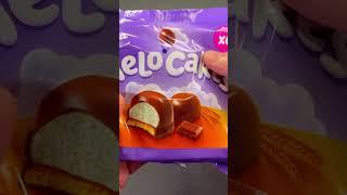 Milka Melo-Cakes Milk Chocolate Mashmallow Biscuits