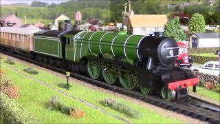 Hornby Railroad Flying Scotsman - Celebrating 100 years of Flying Scotsman