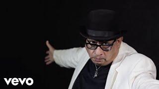 Armando Palomas - El Payaso Con Alas en los Pies