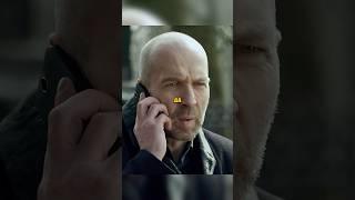 АВТОРИТЕТ ЗАРЯДИЛ ЛЮДЕЙ НА СМОТРЯЩЕГО #фильмы #сериал #кино