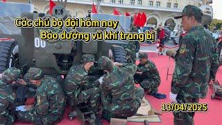 BẢO DƯỠNG ĐẠI PHÁO BÀ CON KHẮP NƠI ĐẾN XEM VUI LẮM
