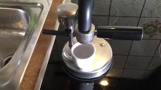 Kaffeemaschine Kamira, der cremige Espresso, Produziert guten Espresso   mit kleinen technischen Ein