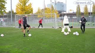 VFB-TORHÜTER UM ALEX NÜBEL EXKLUSIV im Training mit dem torwart.de 2-Legs-Dummy mit Steffen Krebs