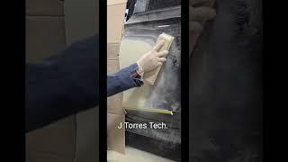J Torres Tech || how to sand the bondo easy and correctly || como lijar la masilla correctamente