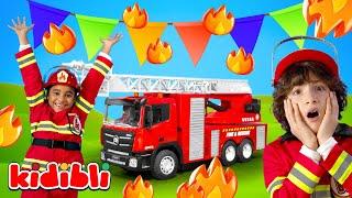 Los bomberos con su camión salvan un pastel de cumpleaños  Video para niños | Kidibli