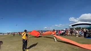 #Taiwan | A 3-year-old girl got caught in a large kite and was launched into the air during a kite