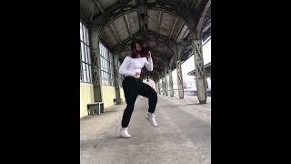  Sharp Dressed Man  Z Z Top  (Shuffle Dance)