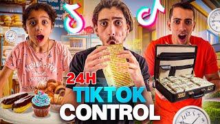 TIKTOK NOUS CONTROLE PENDANT 24 H !  ( c'est incroyable)