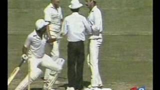 Javed Miandad VS Dennis Lillee FUNNY