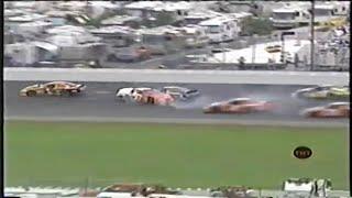 2004 Siemens 200 - Joe Nemechek Crash