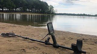 Metal Detecting at the Lake ️