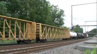 CSX Q418-22 with four units at Woodbourne, Pennsylvania on May 22, 2010