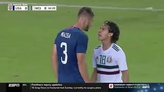 Miazga se burla de Diego Lainez por su estatura