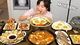 집밥 먹방 :) 비빔밥, 소고기 청국장찌개, 대파무침, 메추리알장조림, 가지전, 굴비구이, 두부봉. 디저트는 용과.