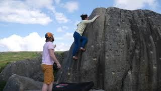 The BEST Outdoor Bouldering for BEGINNERS | Burbage South Boulders | Peak District Bouldering, UK