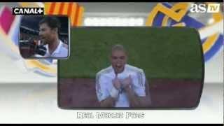 Pepe Celebrate Victory against Barcelona 21.04.2012 Barcelona - Real Madrid 1-2