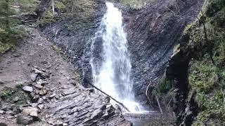 Waterfall Guk Carpathian Mountains / Водопад Гук