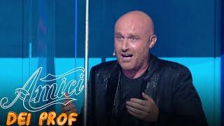 Amici 19 - Una terribile penitenza per Rudy Zerbi