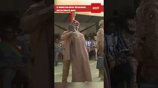 Le Burkina Faso reconnaissant à 383 personnes, dont des héros de guerre