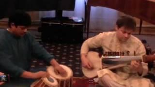 Kuntal Roy (tabla), Brandon Mcintosh (sarod) in Moscow.Raag Jhinjhoti.