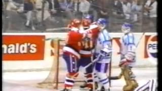 Scott Stevens vs  Oleg Mikulchik Sep 17, 1989