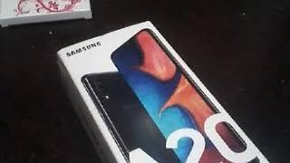 Олег купил А 20 Samsung смотрим телефон!