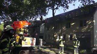 Anbau in Vollbrand - Rauch in Wohngebäude gezogen 3 Verletzte in Bonn-Dransdorf am 10.9.2020 + O-Ton