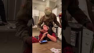 soldier comes home to girlfriend