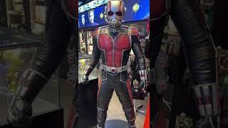 Présentation d’un Marvel store en Corée  #brocante #humour #pokemon #pokemontcg #tcg #marvel