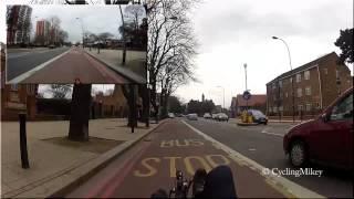 Almost a mirror image of CycleGaz's encounter - RK05AZW on phone