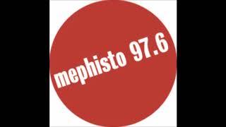 mephisto 97,6 auf der Kuschel Couch