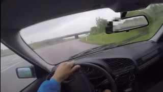 Bmw e36 318i street drifting in on wet conditions POV