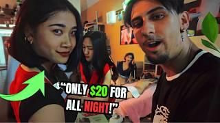 HOW TO PICK UP THAI MASSAGE GIRLS IN PHUKET! -  (Thailand Nightlife)