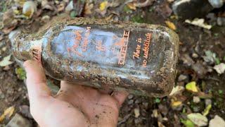 Amazing bottle I dug inside an old Stone Foundation