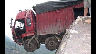 Посмотрите на китайские грузовики, которые попали в неприятности — Часть 2