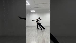 КРАСИВАЯ ПОДДЕРЖКА ДЛЯ ВЫПУСКНОГО ШКОЛЬНОГО ВАЛЬСА • ДНЕПР #вальс #выпускной #танці #випускний