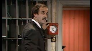 Fawlty Towers: Fire drill