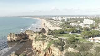 Praia tres irmaos . Alvor  Algarve  Portugal