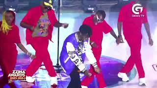 Acidic Vokoz performs at Zzina Awards