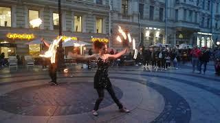 Фаершоу под дождём на Дворцовой в спб