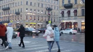 Знакомства. Прогулка. Выставочный зал Д Кустановича.