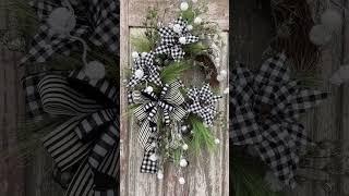 Christmas Wreath in Black and White