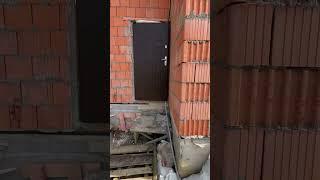 От подготовки к идеальной поверхности: механизированная штукатурка стен дома