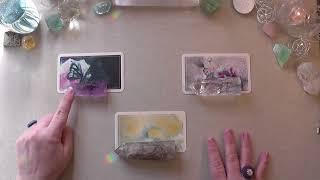 INTUITIVE CRYSTAL Reading.  SPIRIT MESSAGES. Pick a Card & Crystal. TIMELESS