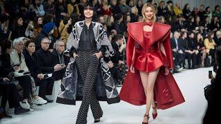 After the Victoria's Secret Fashion Show 2024! Lisa's appearance with Gigi Hadid shocked fans