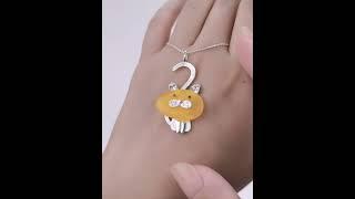 Handmade Cute Amber Cat Pendant#catlovers #creativejewelry