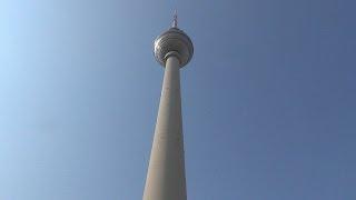 Berlin TV Tower / Berliner Fernsehturm