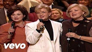 Faye Speer, Allison Durham Speer, Bill & Gloria Gaither - Hand in Hand With Jesus [Live]